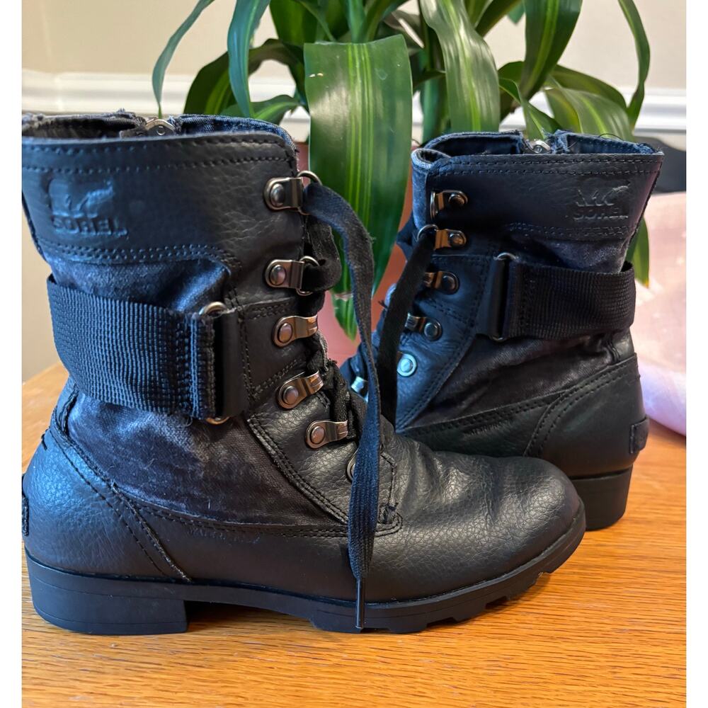 Women’s Girls Sorel Emilie Conquest Waterproof Leather Side Zip Boots, size 4
